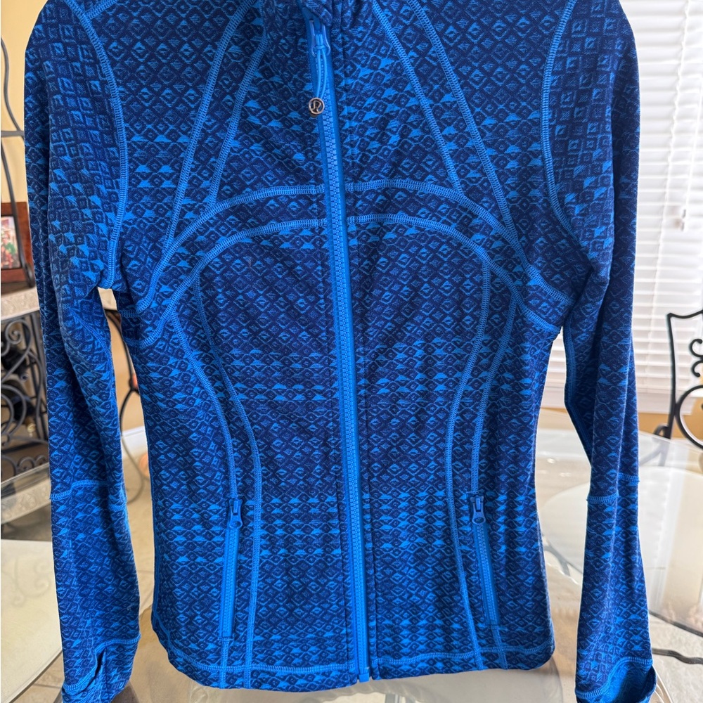 Lululemon Women's Blue Geometric Define Jacket